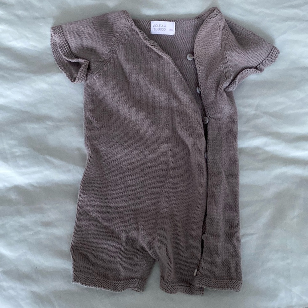 Newborn knit gray romper